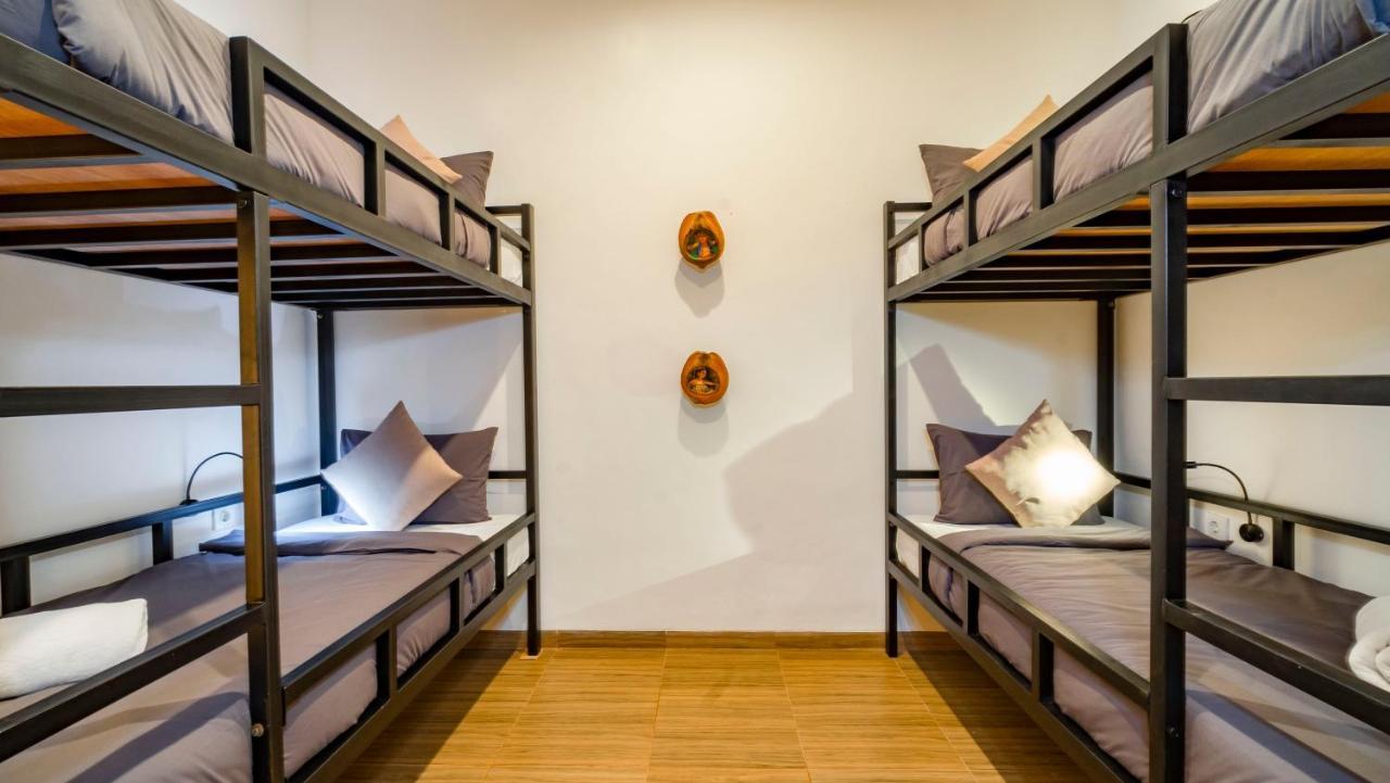 Aura Dormitory House Ubud מראה חיצוני תמונה